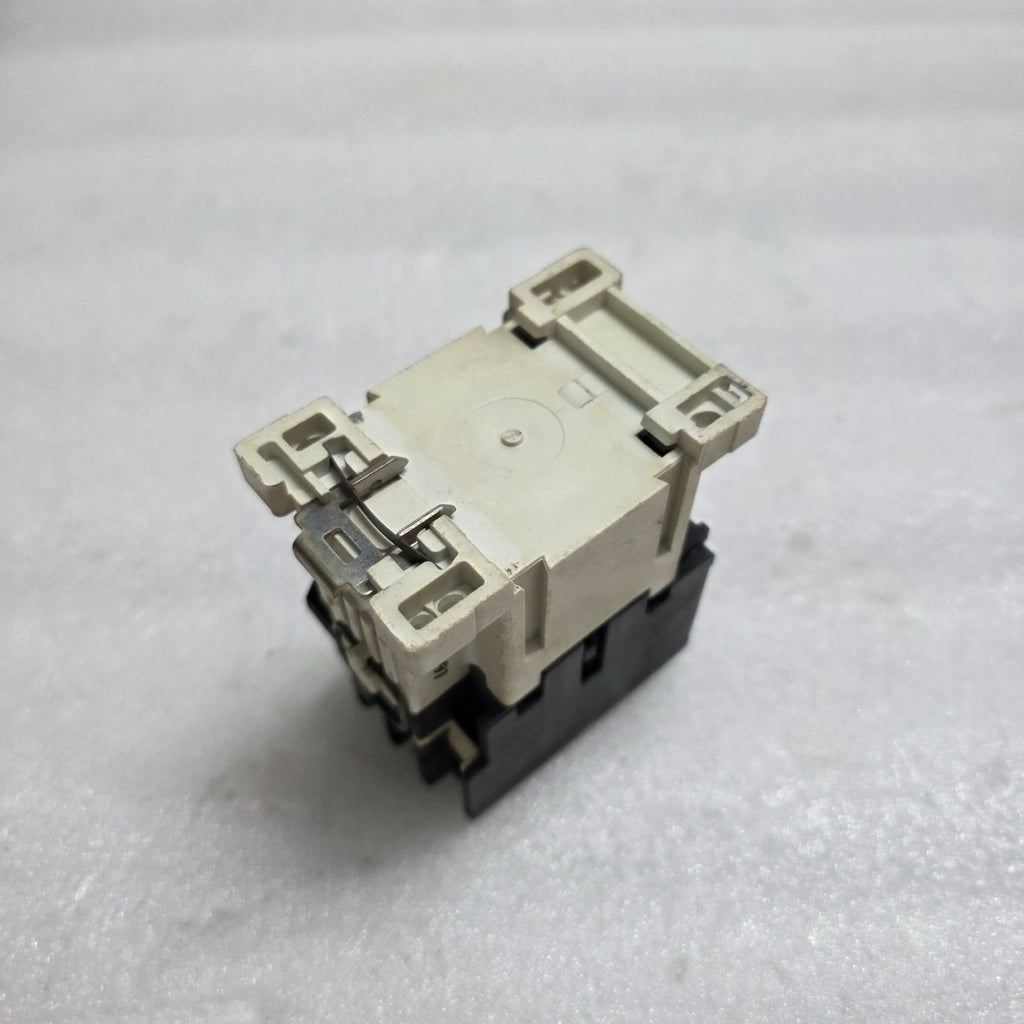 SPRECHER+SCHUH CA3-12-10 AC CONTACTOR COIL VOLTAGE 48VAC CA 3-P
