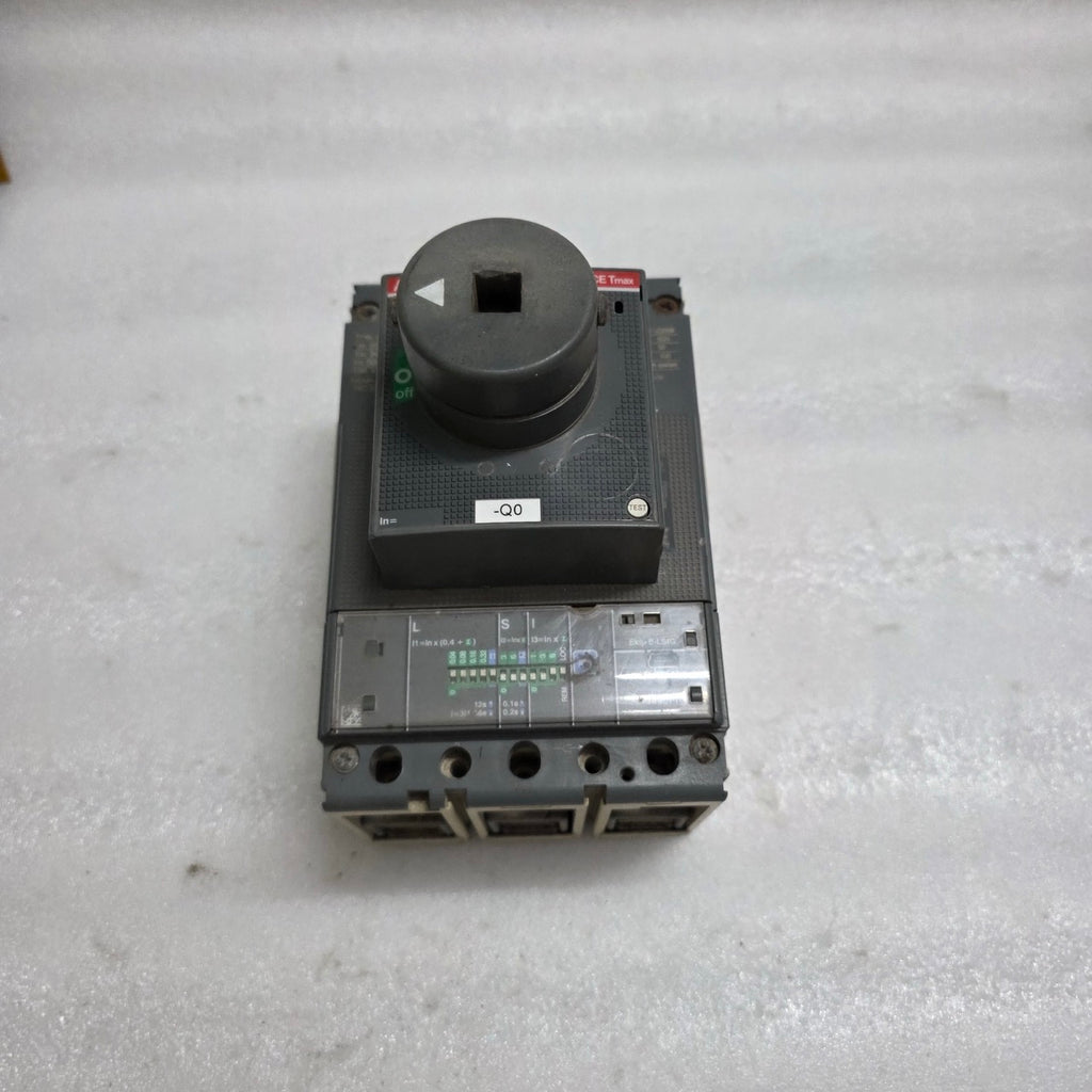 ABB XT4S 250 MOULDED CASE CIRCUIT BREAKER (MCCB) 3-POLE 250A 1SDA068475R1