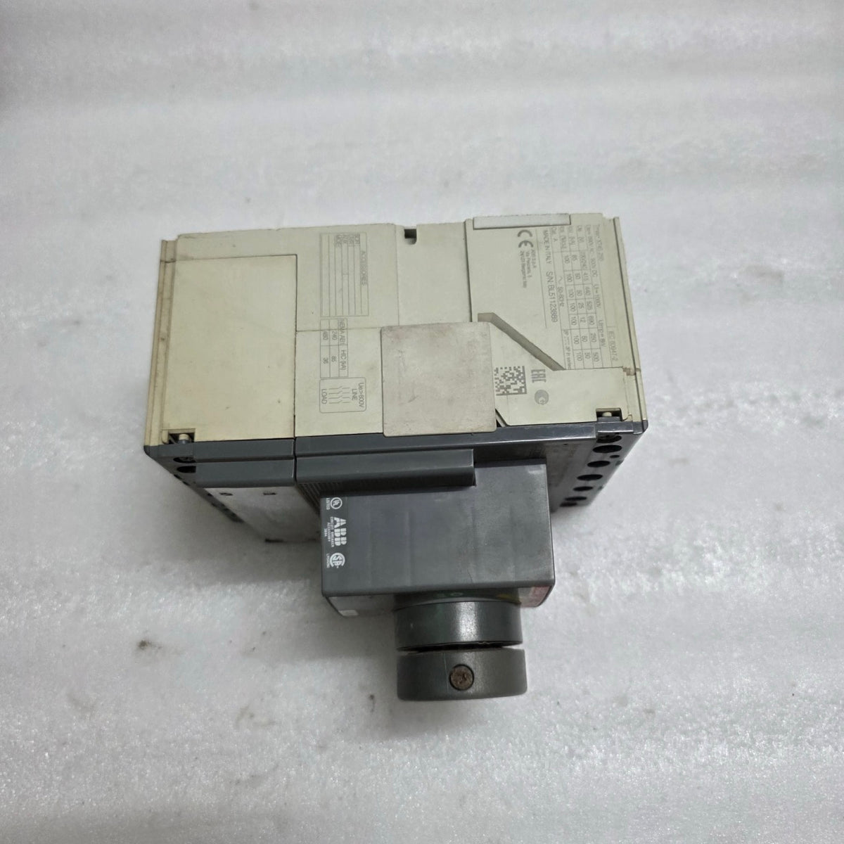 ABB XT4S 250 MOULDED CASE CIRCUIT BREAKER (MCCB) 3-POLE 250A 1SDA068475R1