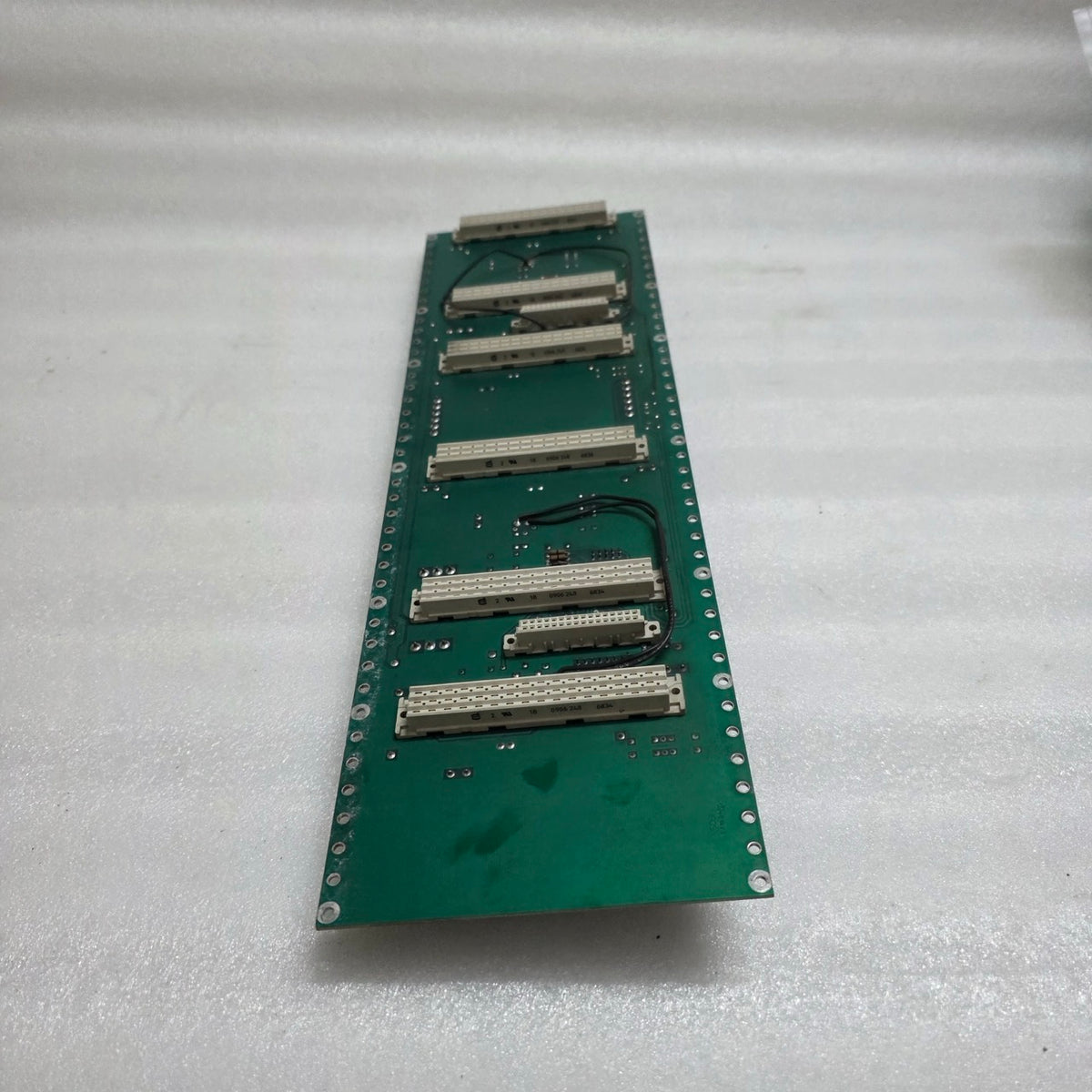 UNIVERSAL 4 X AMP/MON BACKPLANE 5173062 8004026A