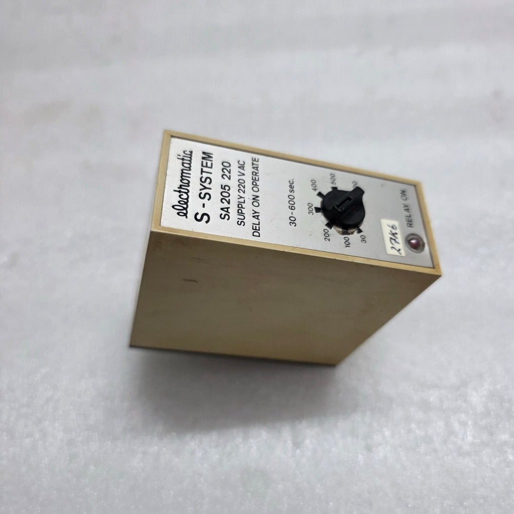ELECTROMATIC SA 205 220 DELAY ON OPERATE TIMER RELAY 220V
