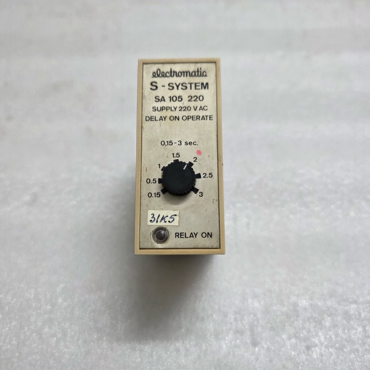 ELECTROMATIC S-SYSTEM SA 105 220 DELAY ON OPERATE TIMER RELAY 220V