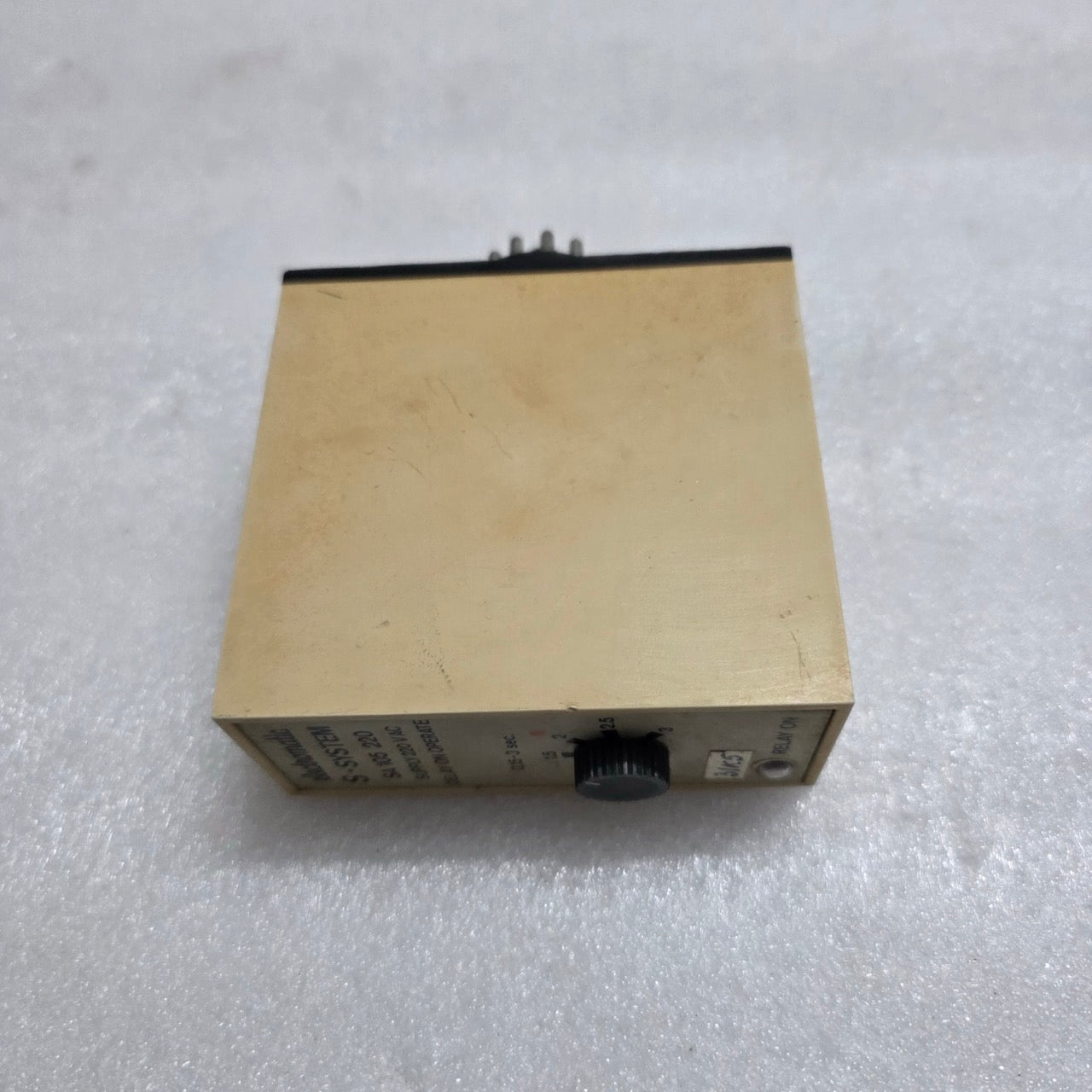 ELECTROMATIC S-SYSTEM SA 105 220 DELAY ON OPERATE TIMER RELAY 220V