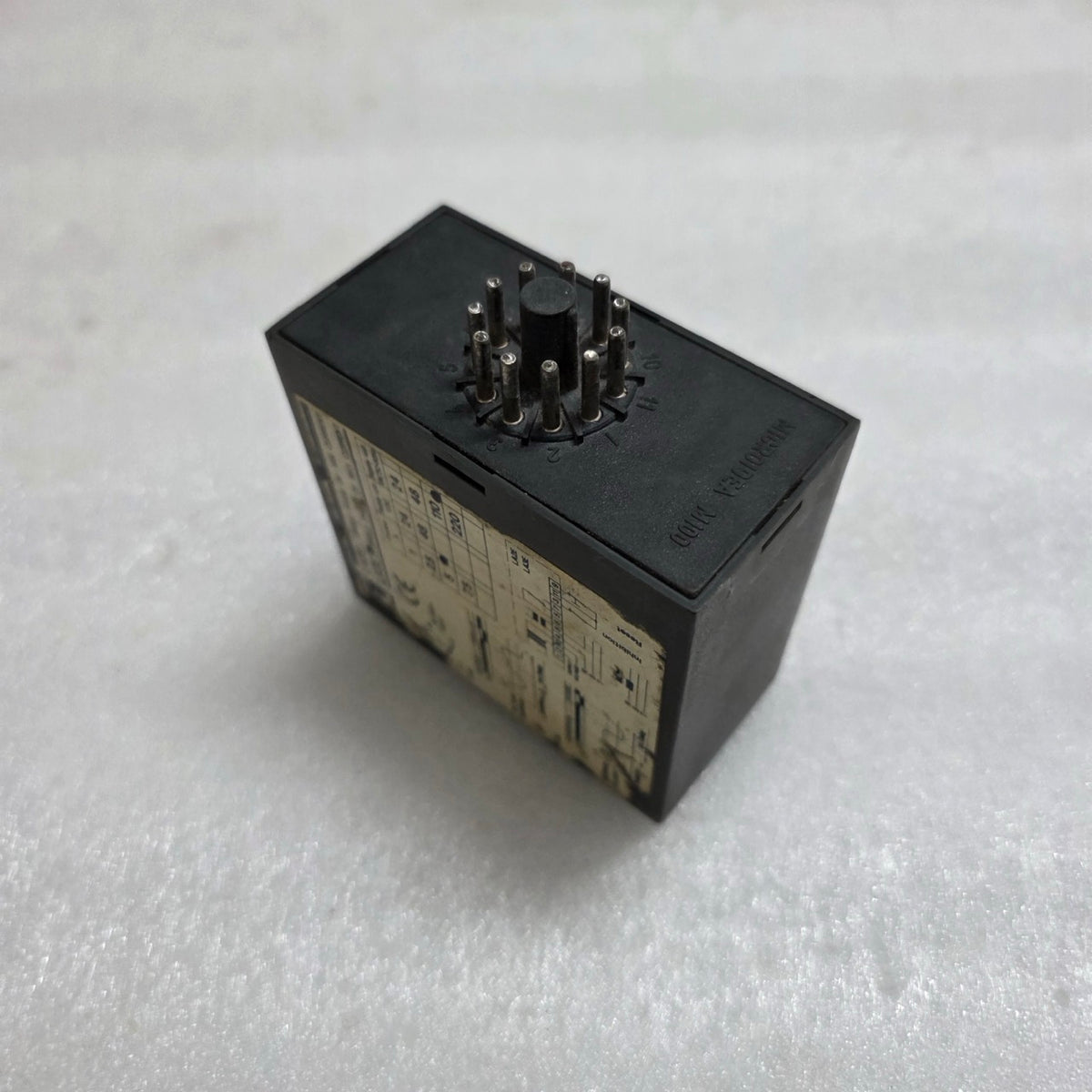 LOVATO LA3E SINGLE-PHASE MAX CURRENT MONITORING RELAY 110V