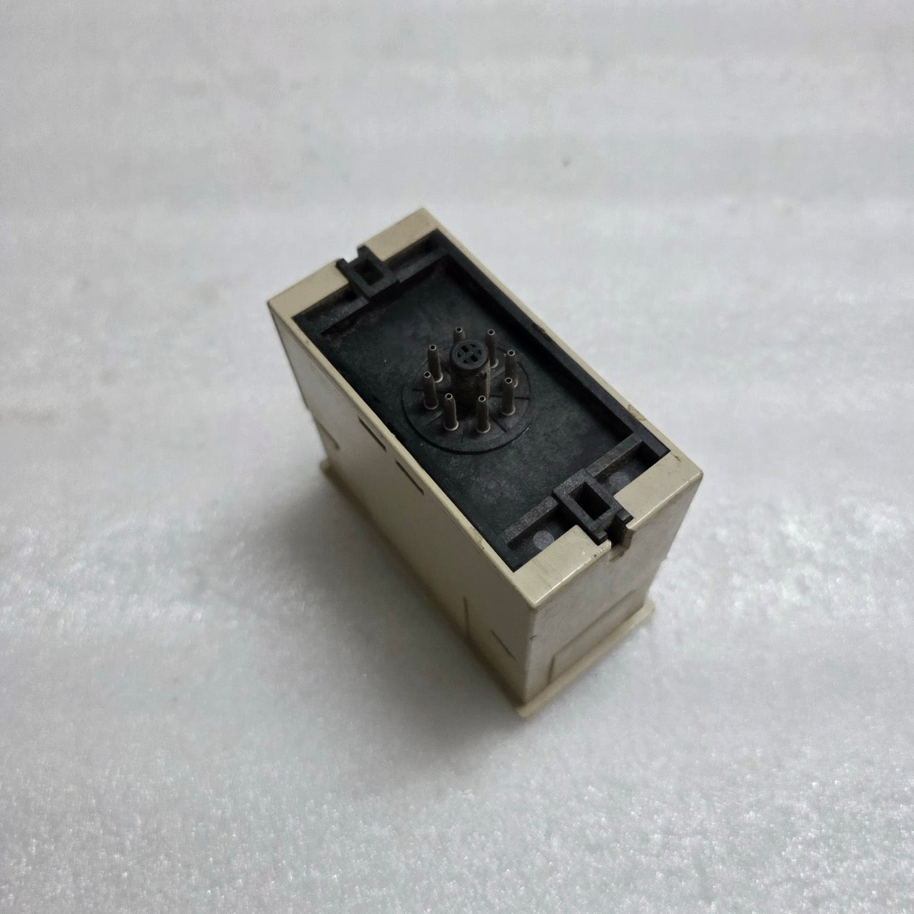 OMRON SE-KP2N MOTOR PROTECTIVE RELAY, 200/220/240VAC
