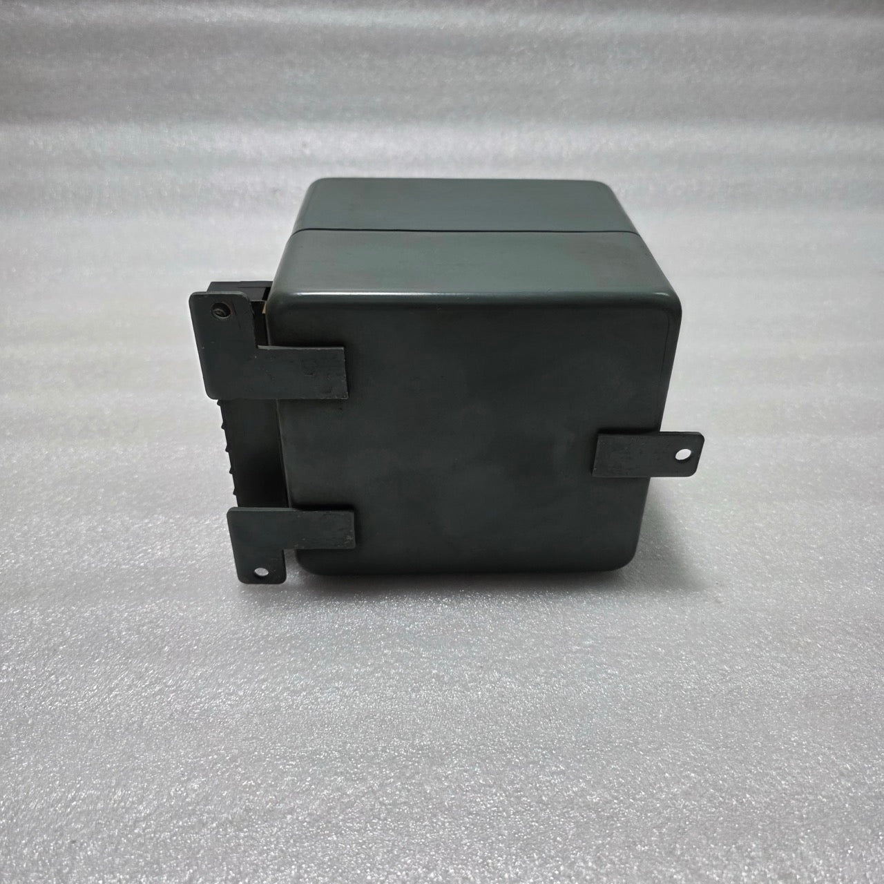 OMRON C0-CSD-3 INVERSE-TIME OVERCURRENT RELAY 5A 60HZ