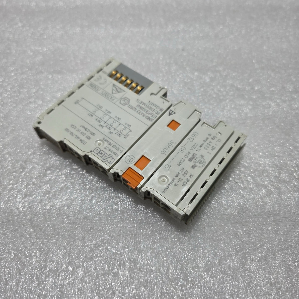 LOT OF 2 X WAGO 750-530 8-CHANNEL DIGITAL OUTPUT MODULE DC 24 V LOT OF 2 UNIT
