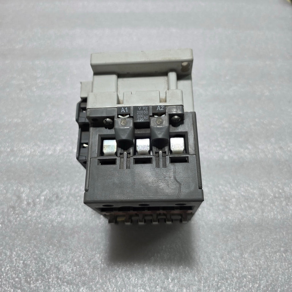 ABB A75-30-00 3-POLE BLOCK CONTACTOR 125A COIL VOLTAGE 200-220VAC