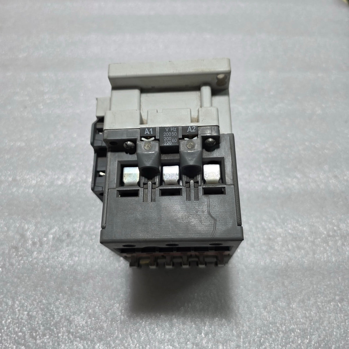 ABB A75-30-00 3-POLE BLOCK CONTACTOR 125A COIL VOLTAGE 200-220VAC