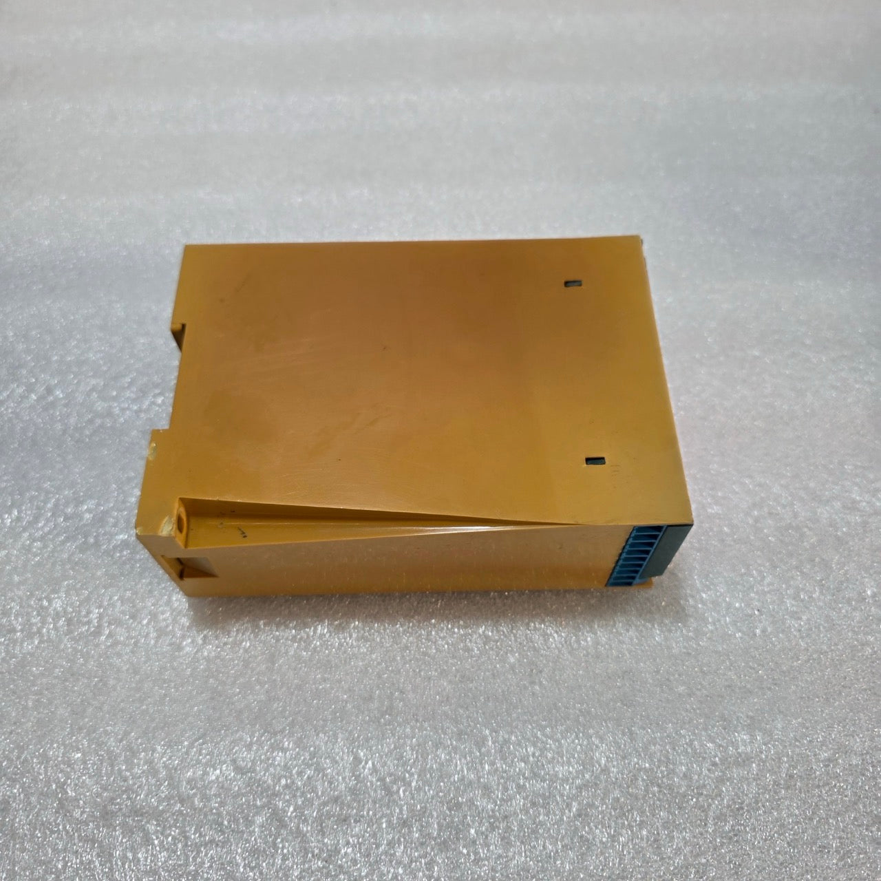 KUM OH KICO AM-12N ELECTRONIC ALARM MONITORING MODULE 24VDC
