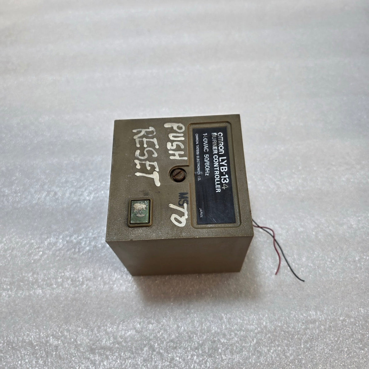 OMRON LYB-134 BURNER CONTROLLER UNIT 100-110VAC