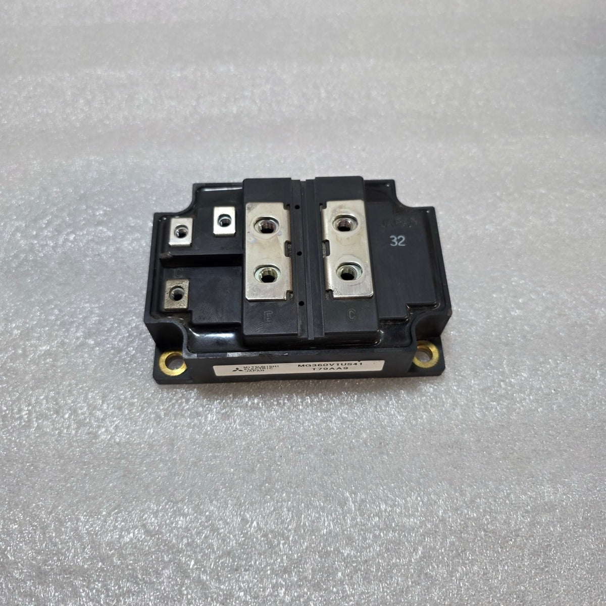 2 UNIT X MITSUBISHI MG360V1US41 N-CHANNEL IGBT POWER MODULE X LOT OF 2