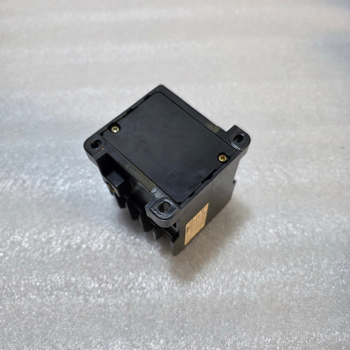 FUJI ELECTRIC SRC3631-5-1 MAGNETIC CONTACTOR 100-110V AC