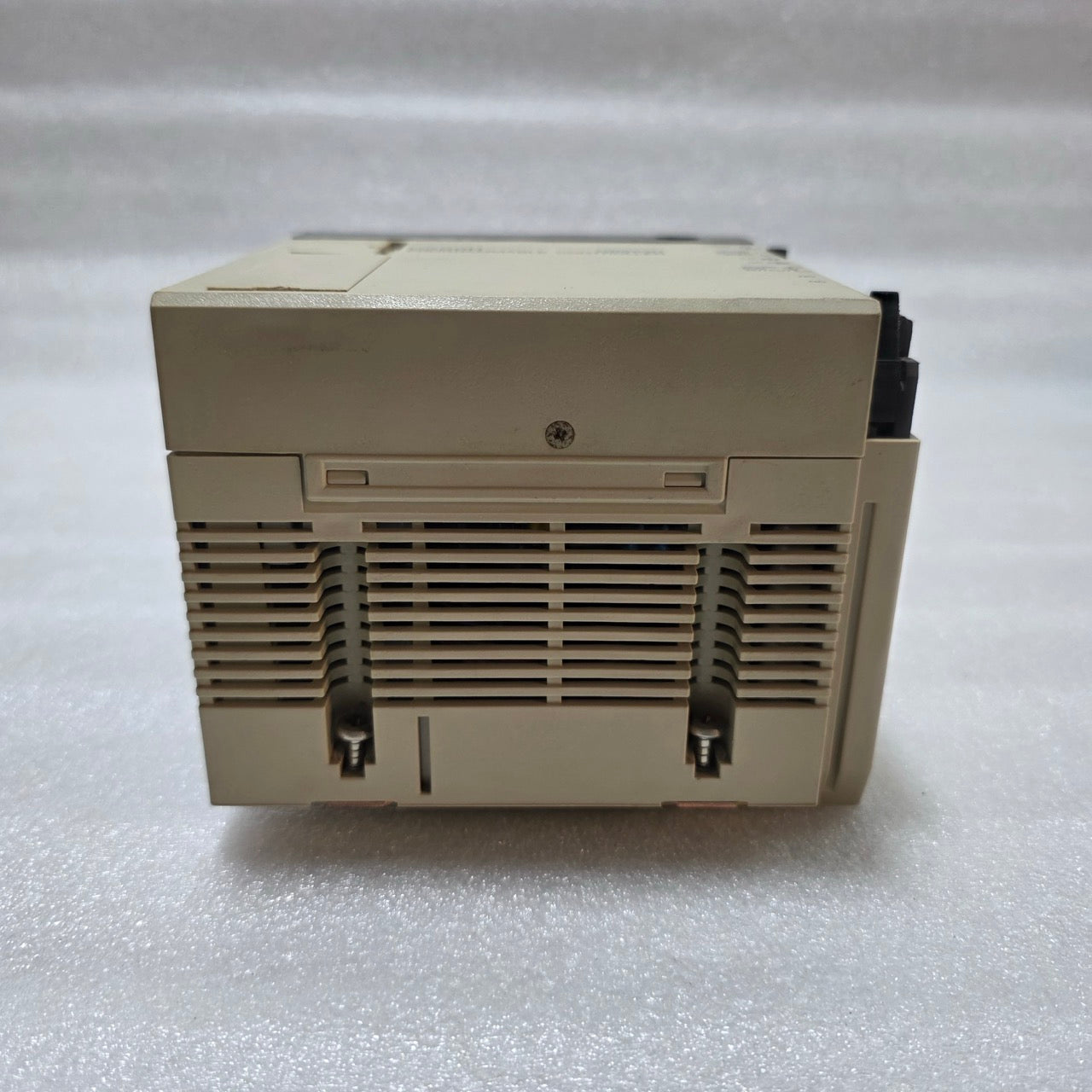 OMRON C200H-PS221 POWER SUPPLY MODULE 100-240VAC