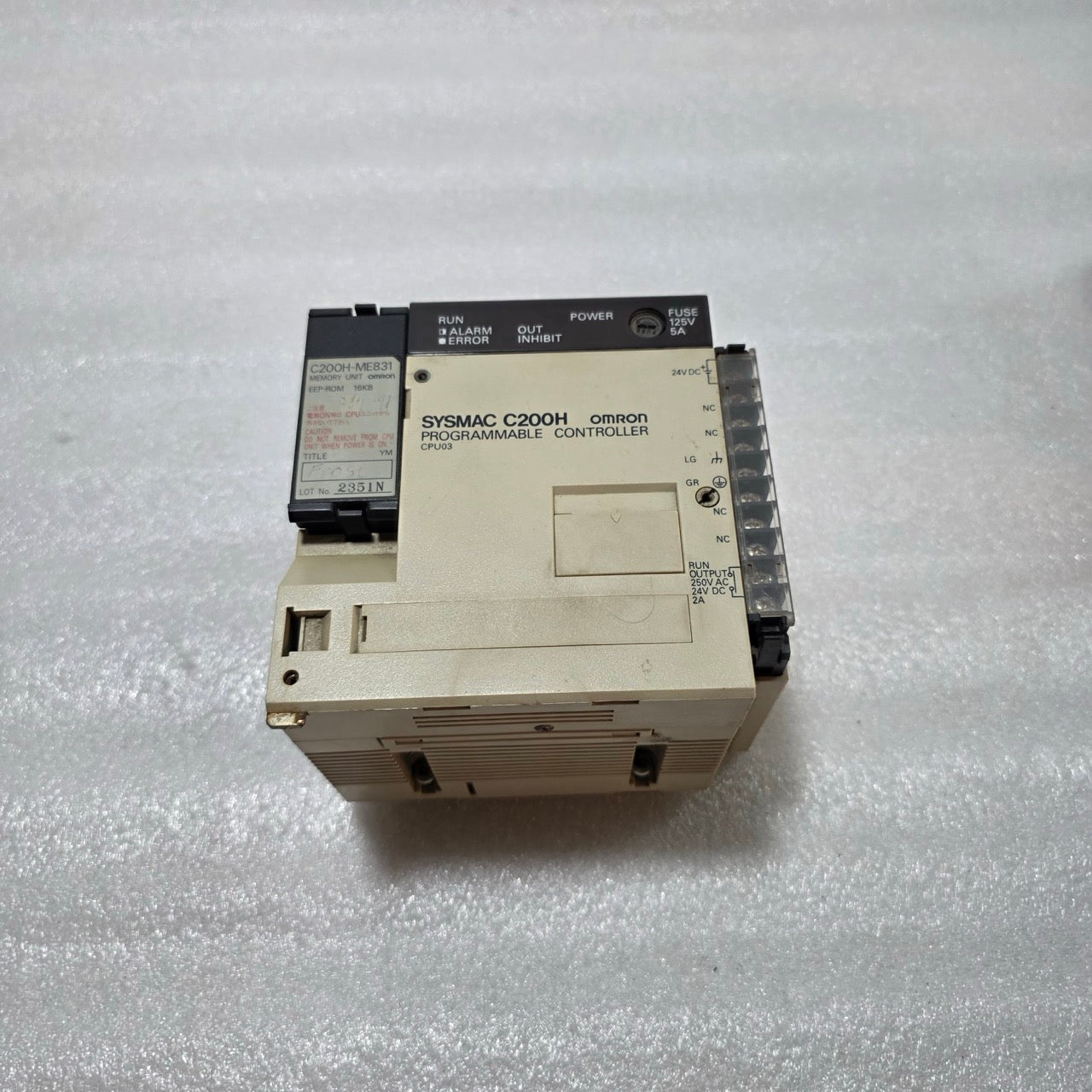 OMRON C200H-CPU03-E CPU MODULE / PROGRAMMABLE CONTROLLER 24VDC