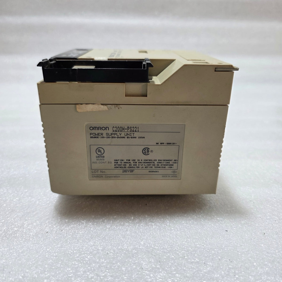 OMRON C200H-PS221 POWER SUPPLY MODULE
