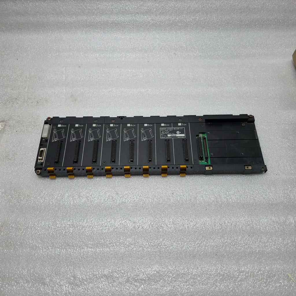 OMRON C200H-BC081-V1 CPU BASE UNIT / 8-SLOT BACKPLANE RACK