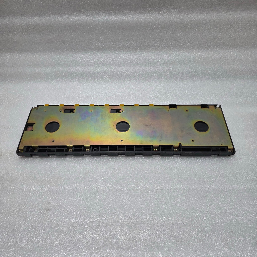 OMRON C200H-BC081-V1 CPU BASE UNIT / 8-SLOT BACKPLANE RACK