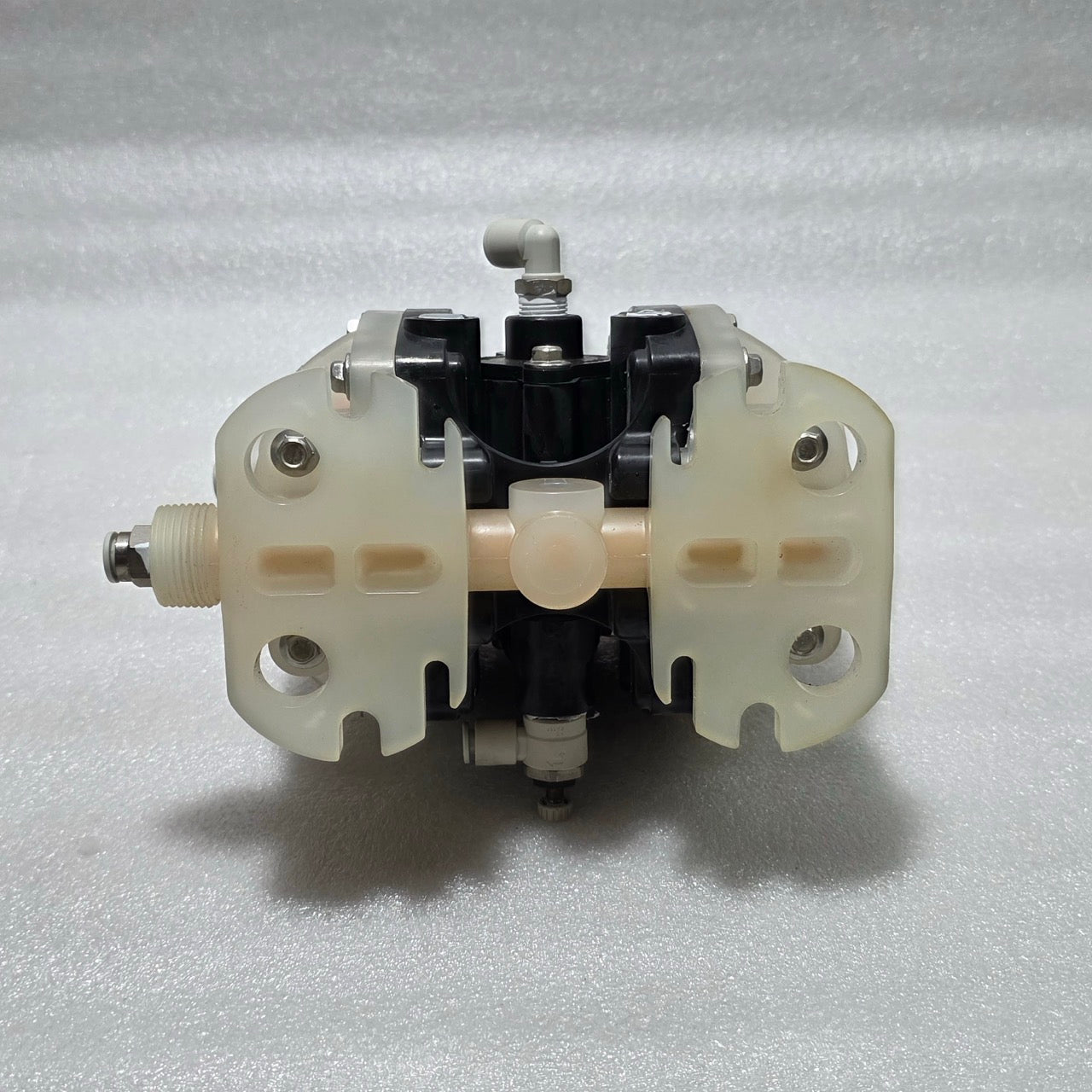 ARO 670144-A AIR-OPERATED DOUBLE DIAPHRAGM PUMP 125 PSI 8.6 BAR