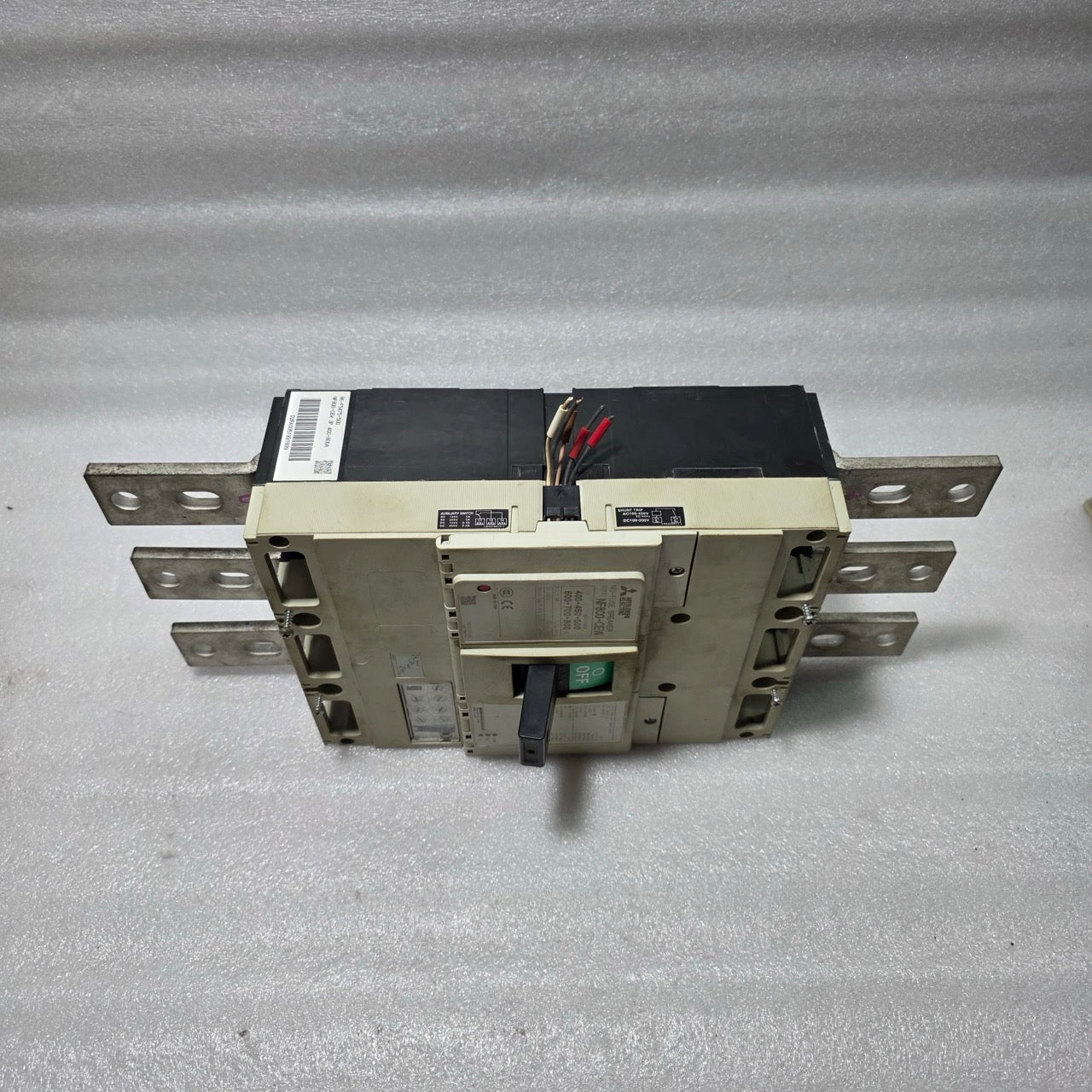 MITSUBISHI NF800-CEW CIRCUIT BREAKER 800A SHUNT AC100-450V/DC100-200V