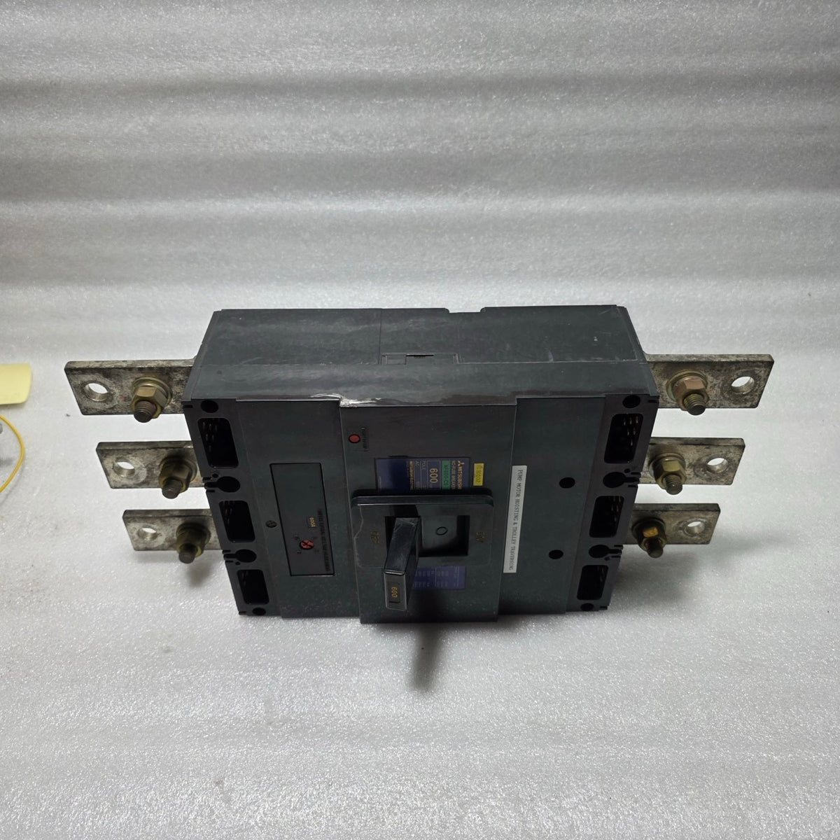 MITSUBISHI NF600-CS 3-POLE CIRCUIT BREAKER 600A