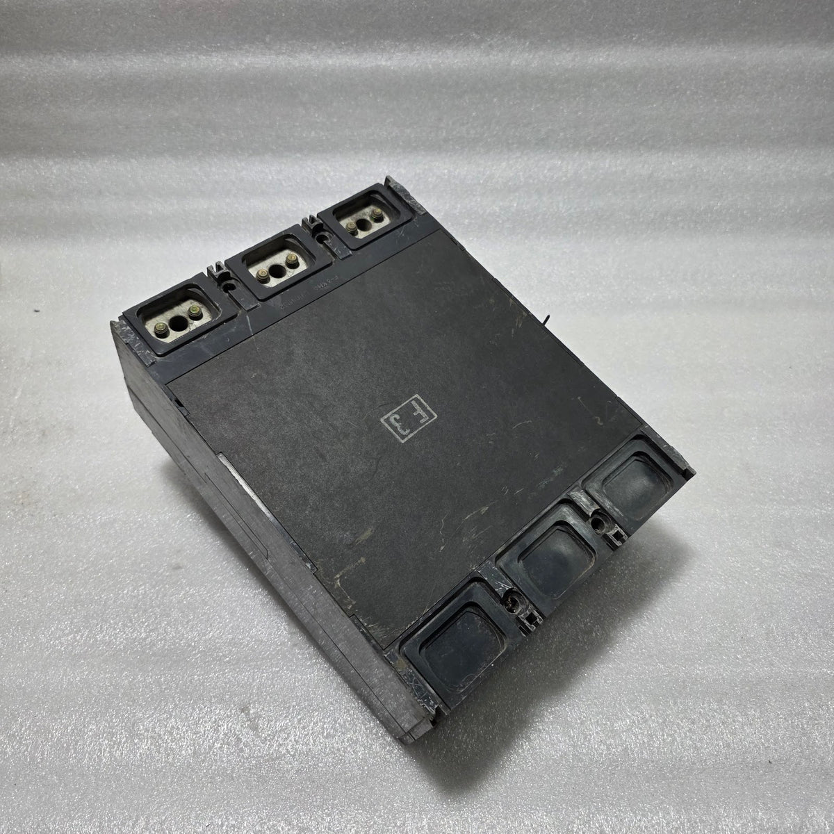 MITSUBISHI DSN600-CA 3-POLE DE-ION SWITCH / NO-FUSE SWITCH 600A