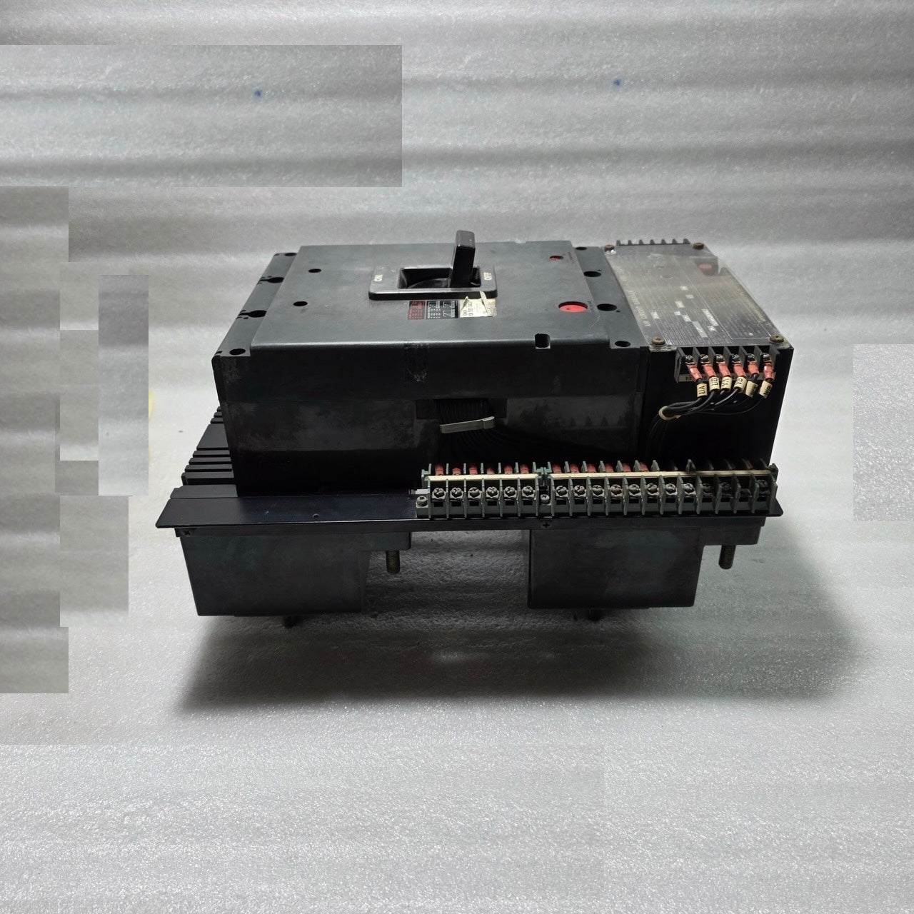 MITSUBISHI ABE 203-S AIR CIRCUIT BREAKER 104 A