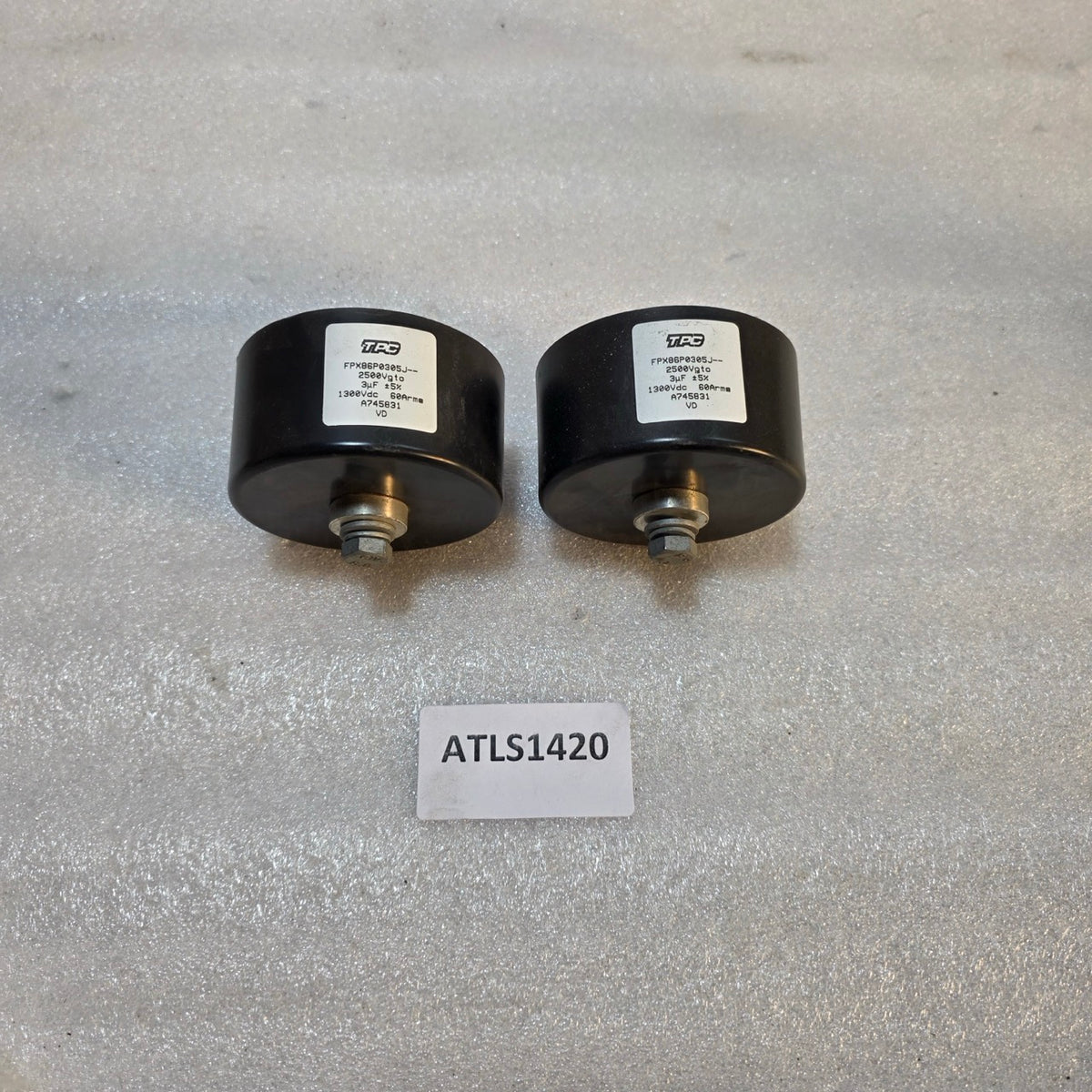 TPC FPX86P0305J POWER FILM CAPACITOR 1300 VDC 60 ARMS