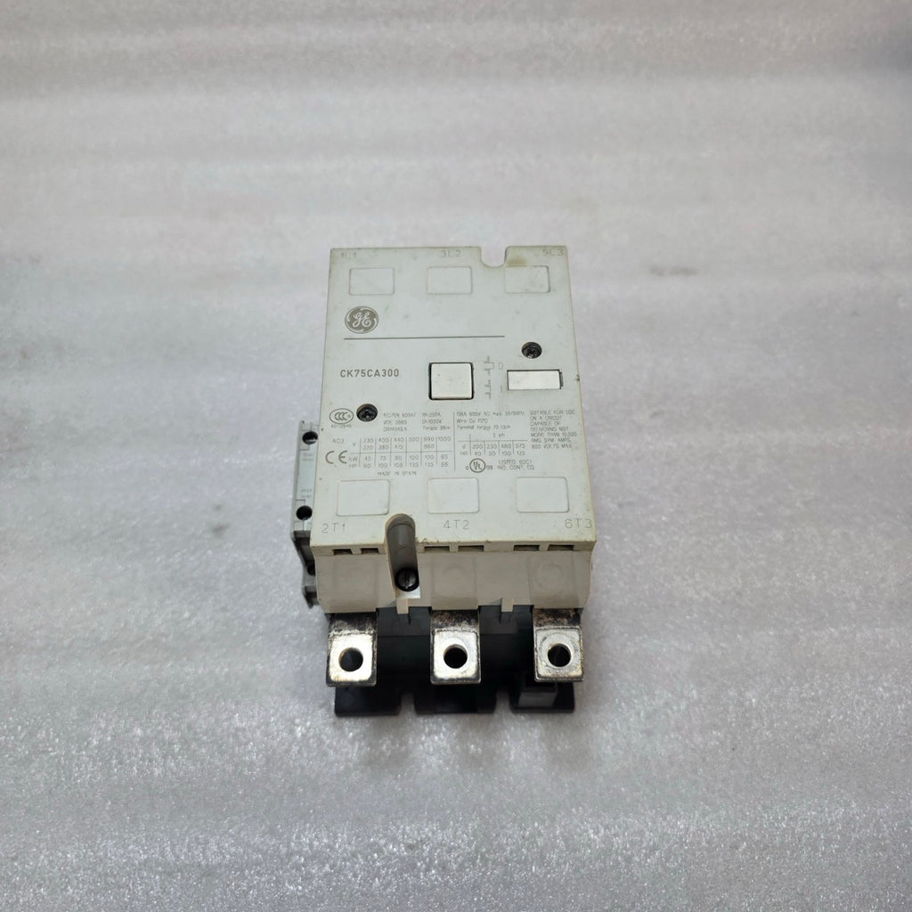 GENERAL ELECTRIC CK75CA300 3-POLE MAGNETIC CONTACTOR 150A