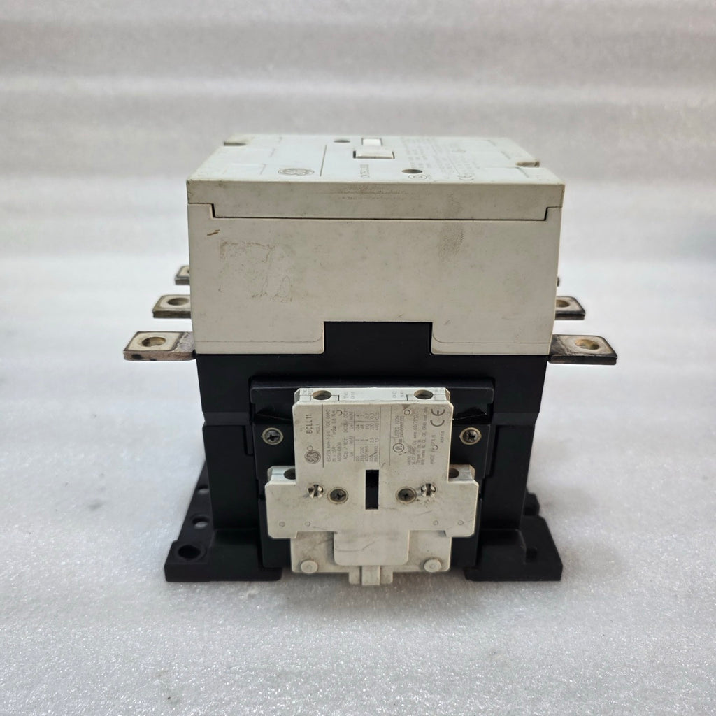 GENERAL ELECTRIC CK75CA300 3-POLE MAGNETIC CONTACTOR 150A
