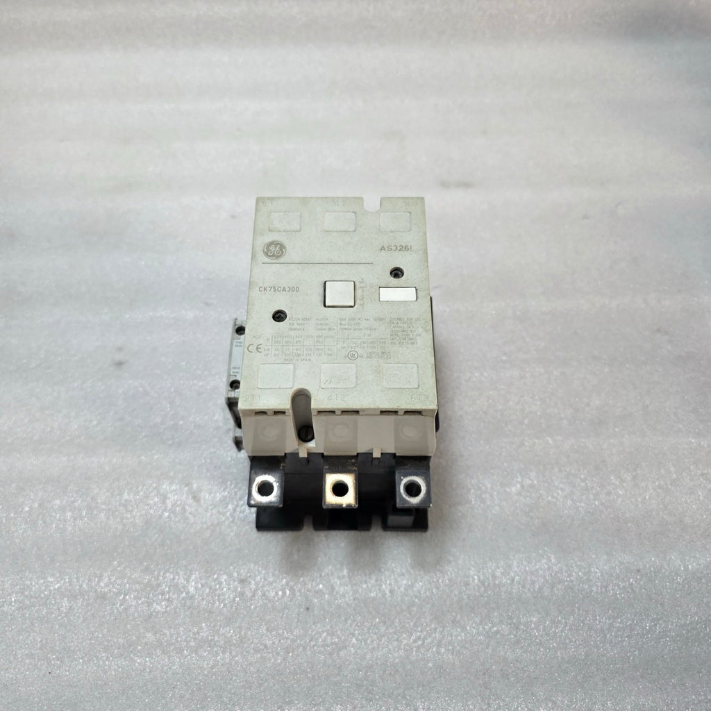 GENERAL ELECTRIC CK75CA300 3-POLE MAGNETIC CONTACTOR 150A 690V BCLL11