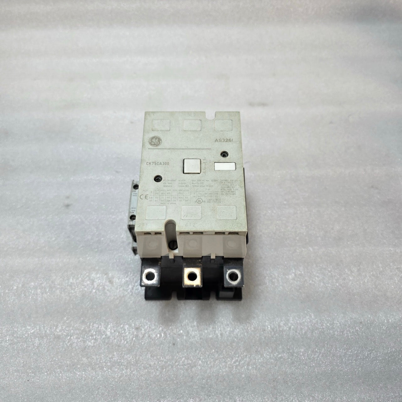 GENERAL ELECTRIC CK75CA300 3-POLE MAGNETIC CONTACTOR 150A 690V BCLL11