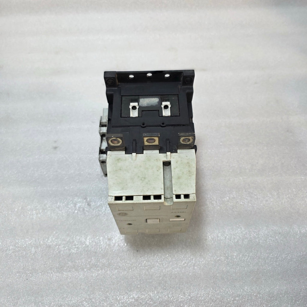 GENERAL ELECTRIC CK75CA300 3-POLE MAGNETIC CONTACTOR 150A 690V BCLL11
