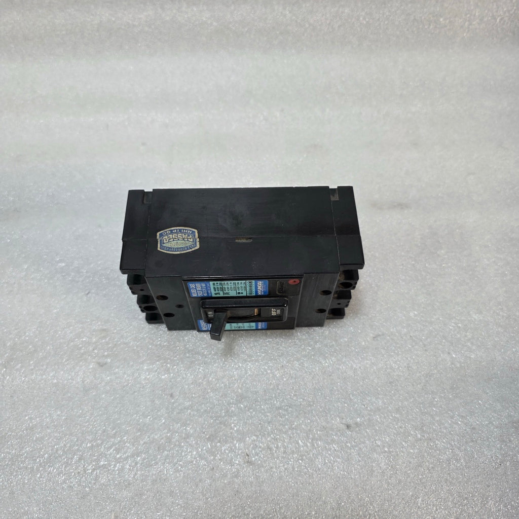 HYUNDAI HBS-33 3-POLE CIRCUIT BREAKER 10A