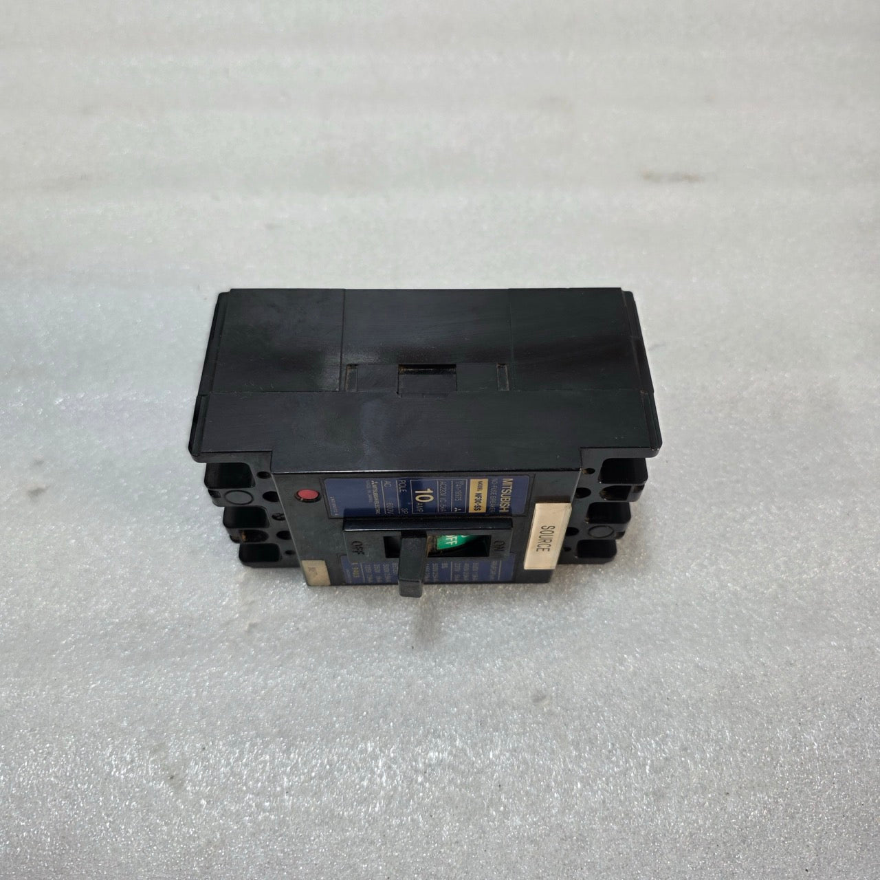 MITSUBISHI NF30-SS 3-POLE CIRCUIT BREAKER 10A
