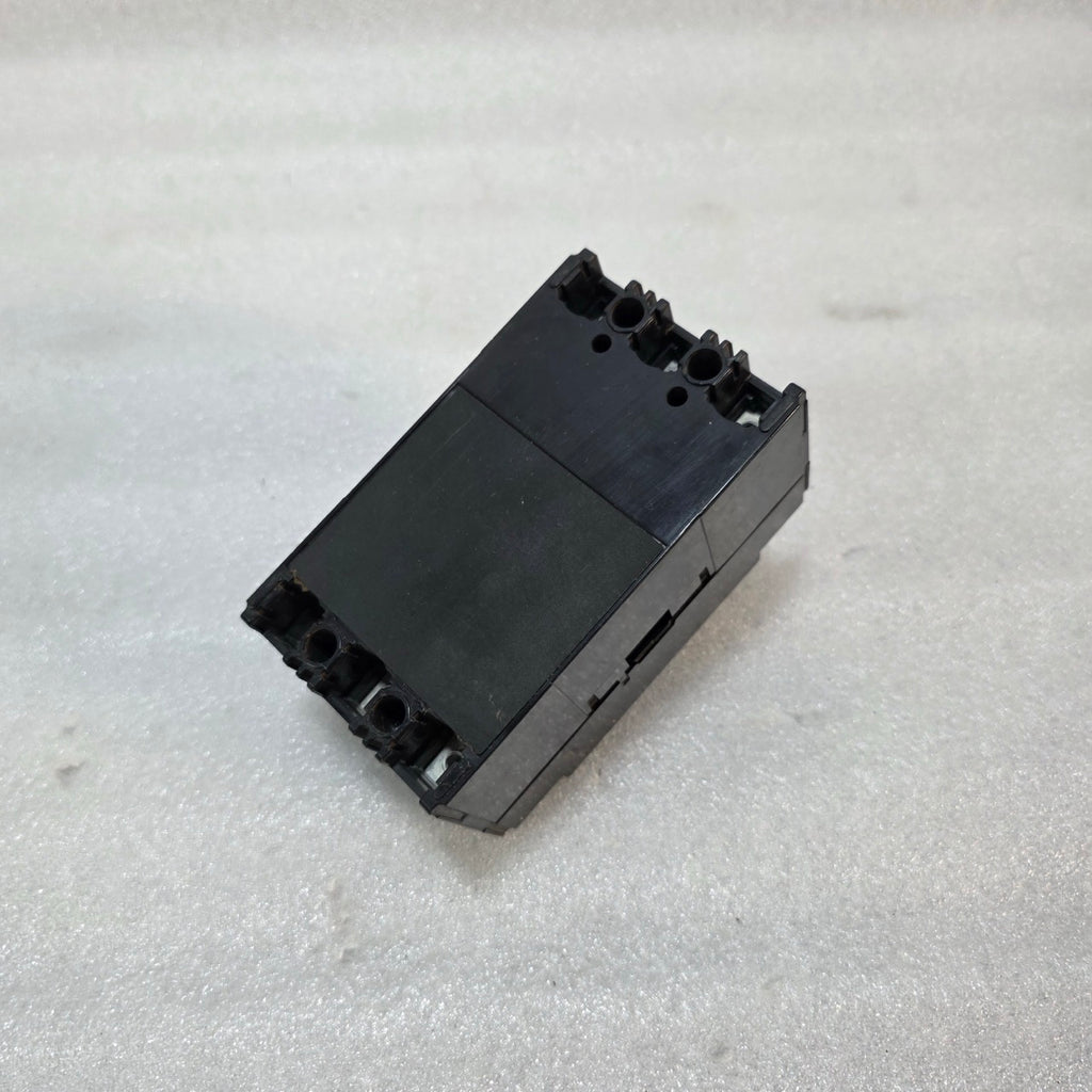 MITSUBISHI NF30-SS 3-POLE CIRCUIT BREAKER 10A