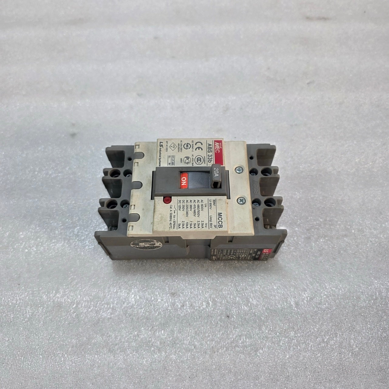 LS ABS 33B 3-POLE CIRCUIT BREAKER 20A