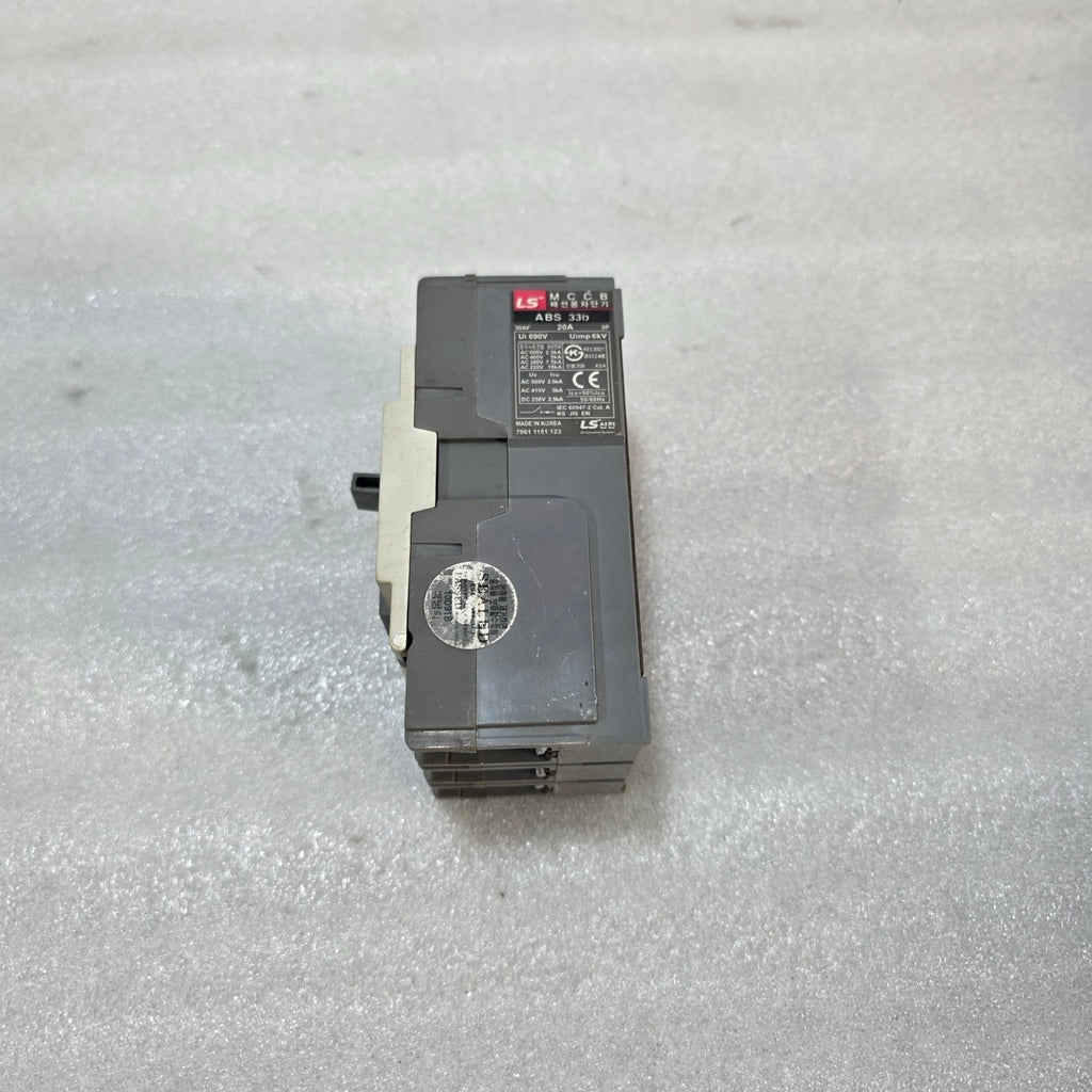LS ABS 33B 3-POLE CIRCUIT BREAKER 20A