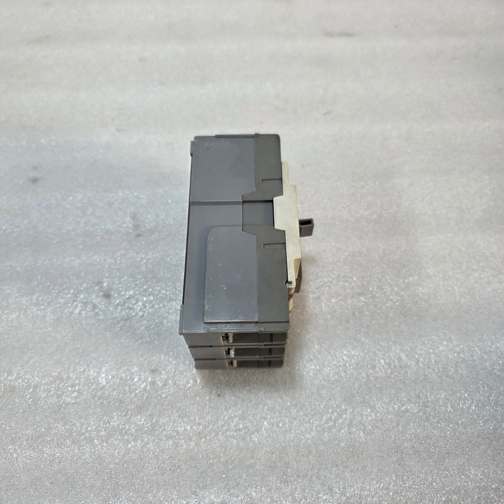 LS ABS 33B 3-POLE CIRCUIT BREAKER 20A