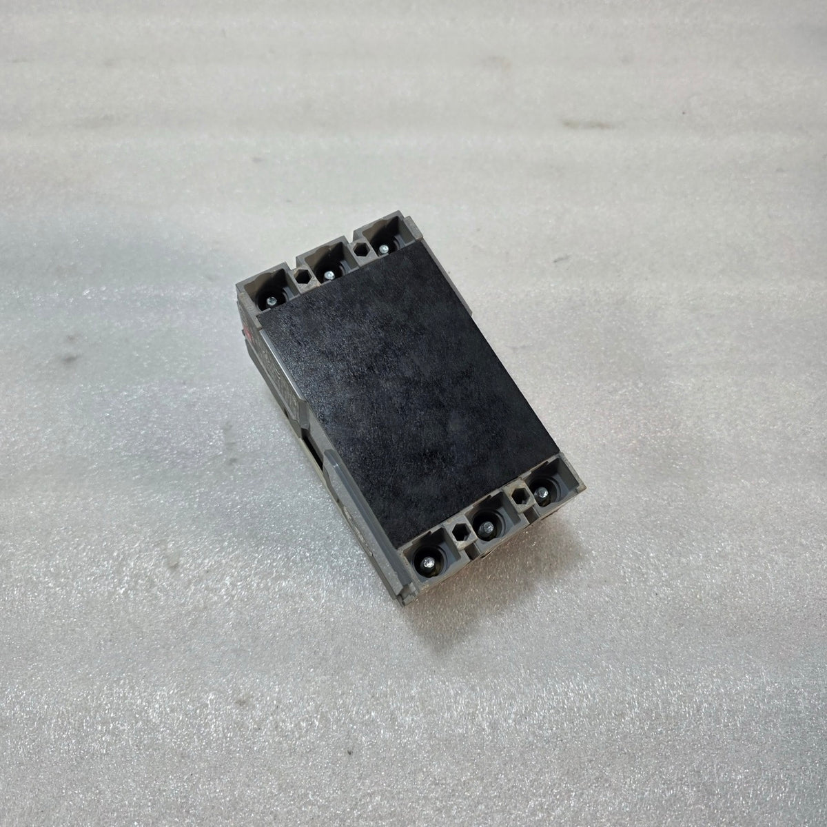 LS ABS 33B 3-POLE CIRCUIT BREAKER 20A