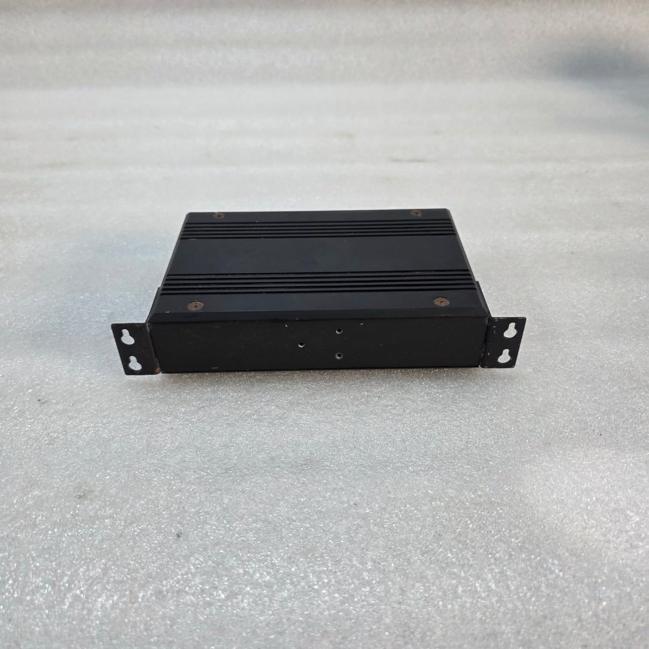 UOTEK UT-6405 5-PORT 10/100M UNMANAGED INDUSTRIAL ETHERNET SWITCH 12/24/48 VDC