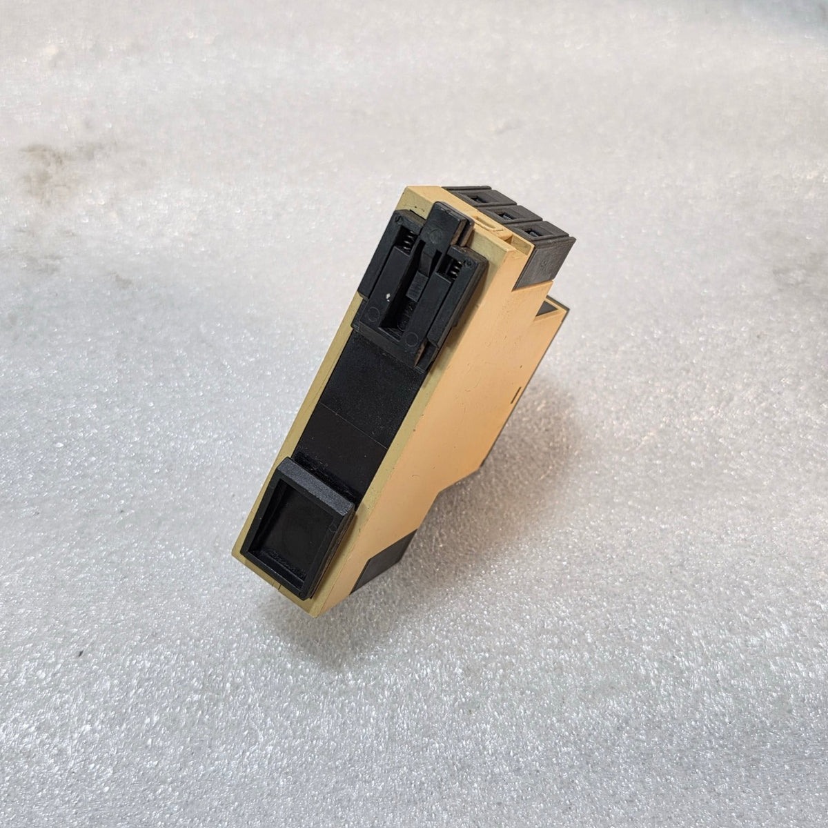 HIQUEL TE13 SERIES TIME DELAY RELAY (ON-DELAY FUNCTION) 24V AC/DC