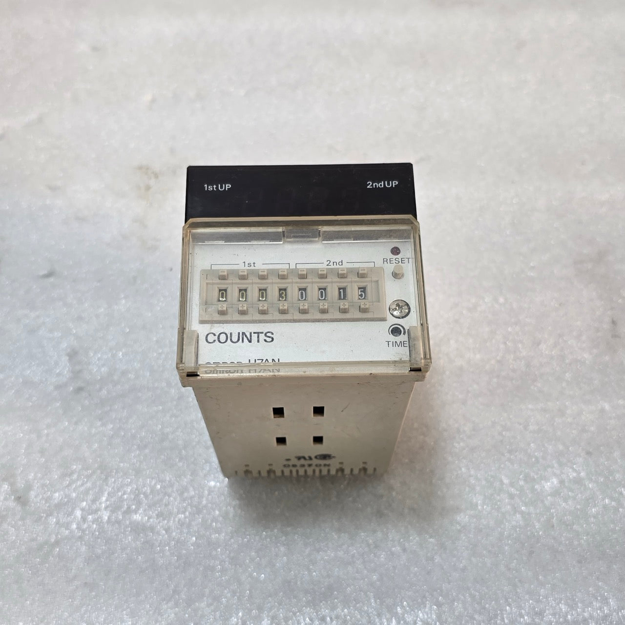 OMRON H7AN-W4D DIGITAL PRESET COUNTER 100 TO 240 VAC