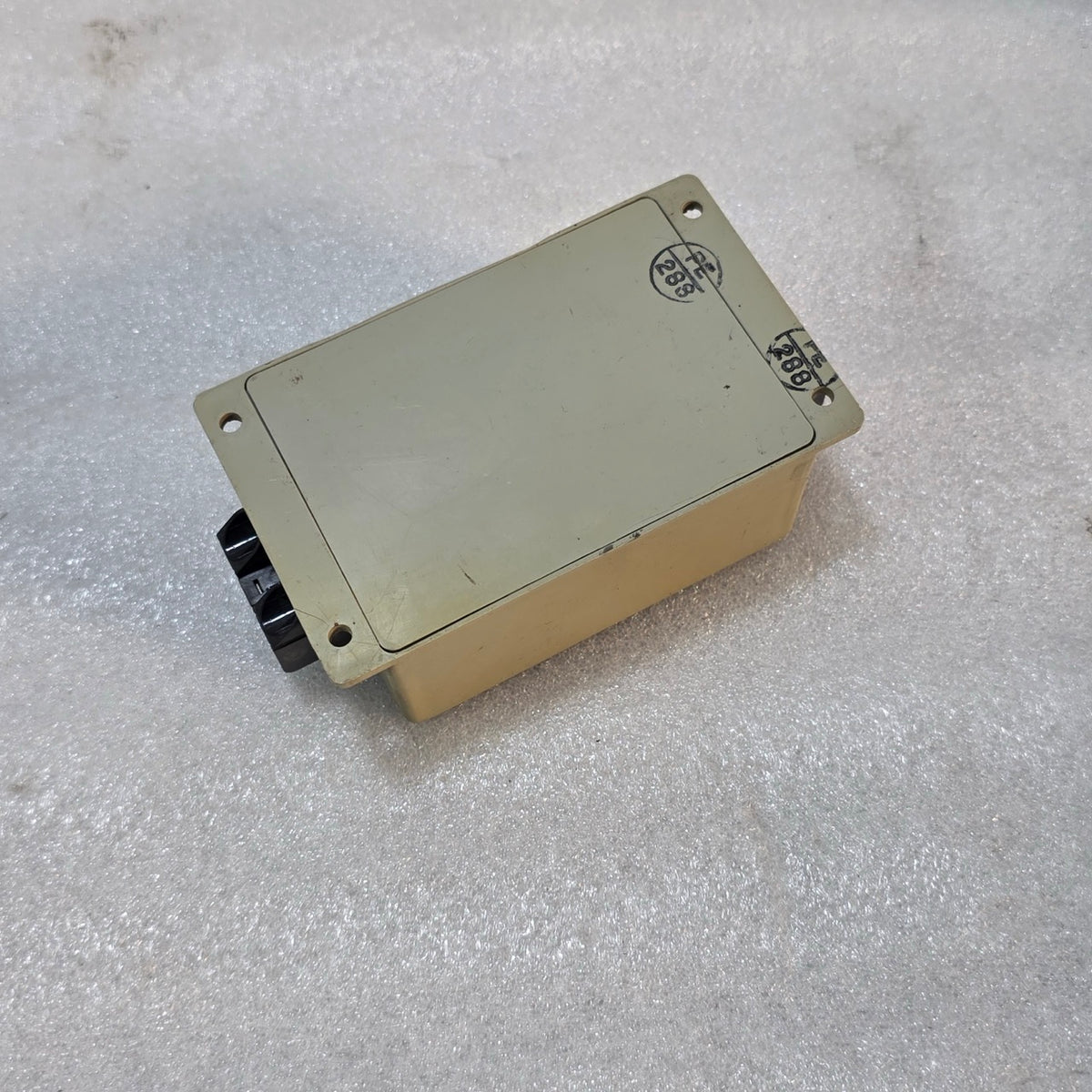 CONTROL CONCEPTS IC+105 ACTIVE TRACKING FILTER 120 VAC