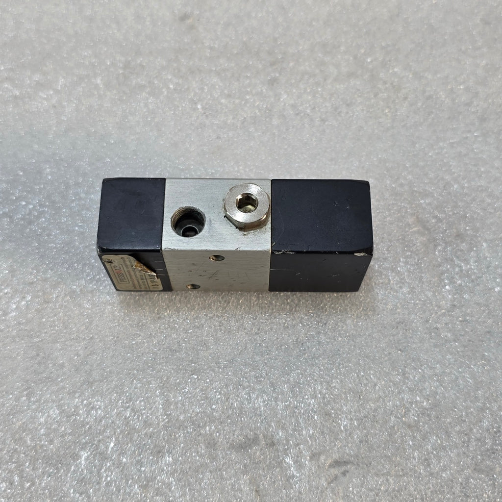 PRESSMAIR SRL V3-1P-1/8" N PNEUMATIC DIRECTIONAL CONTROL VALVE