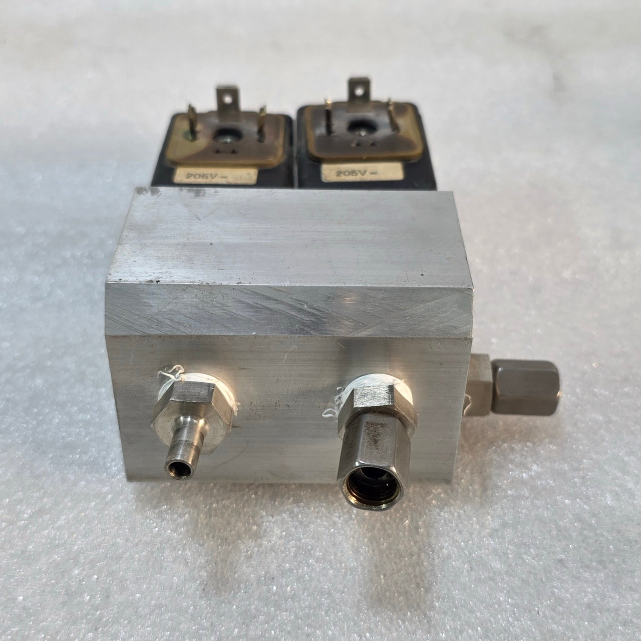 BUSCHJOST 8368130.8051 SOLENOID COIL 230 VAC