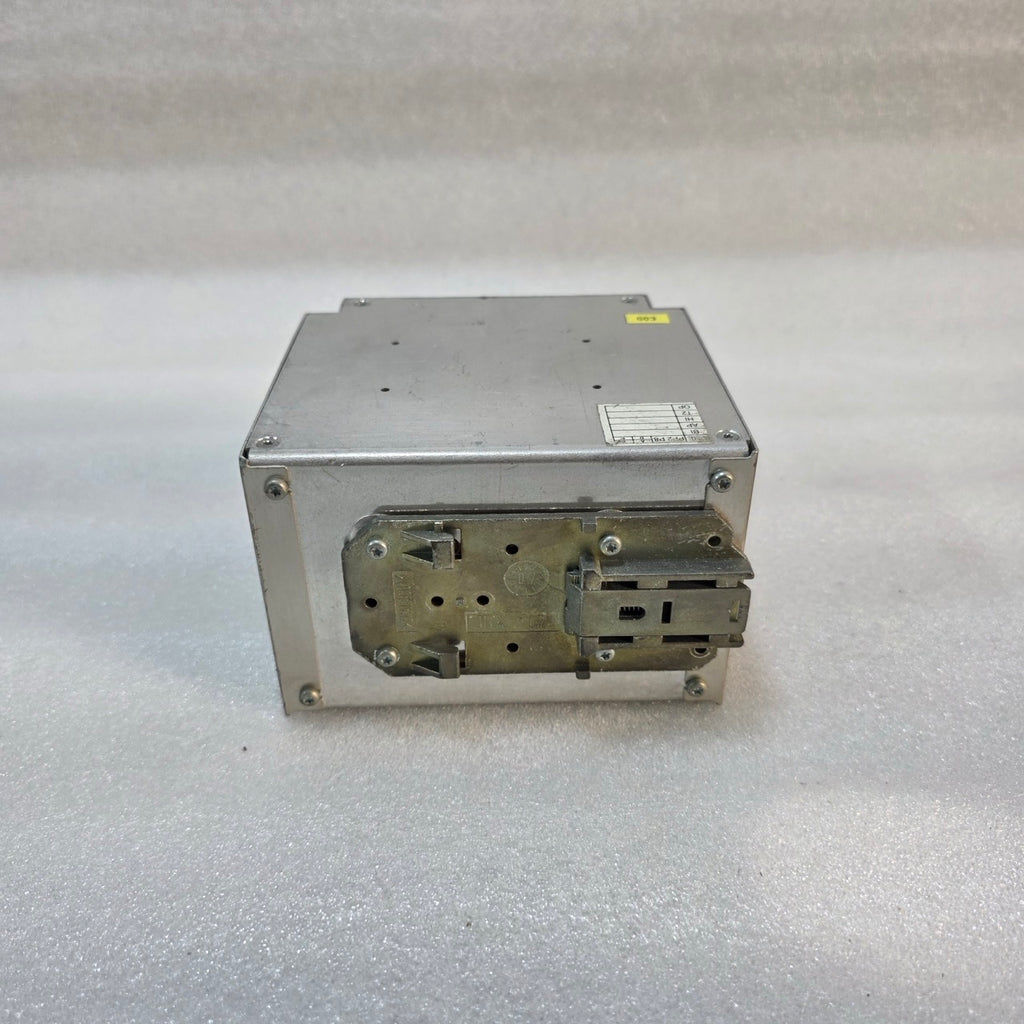 PHOENIX CONTACT QUINT-PS-3X400-500AC/24DC/10 PRIMARY-SWITCHED AC/DC POWER SUPPLY