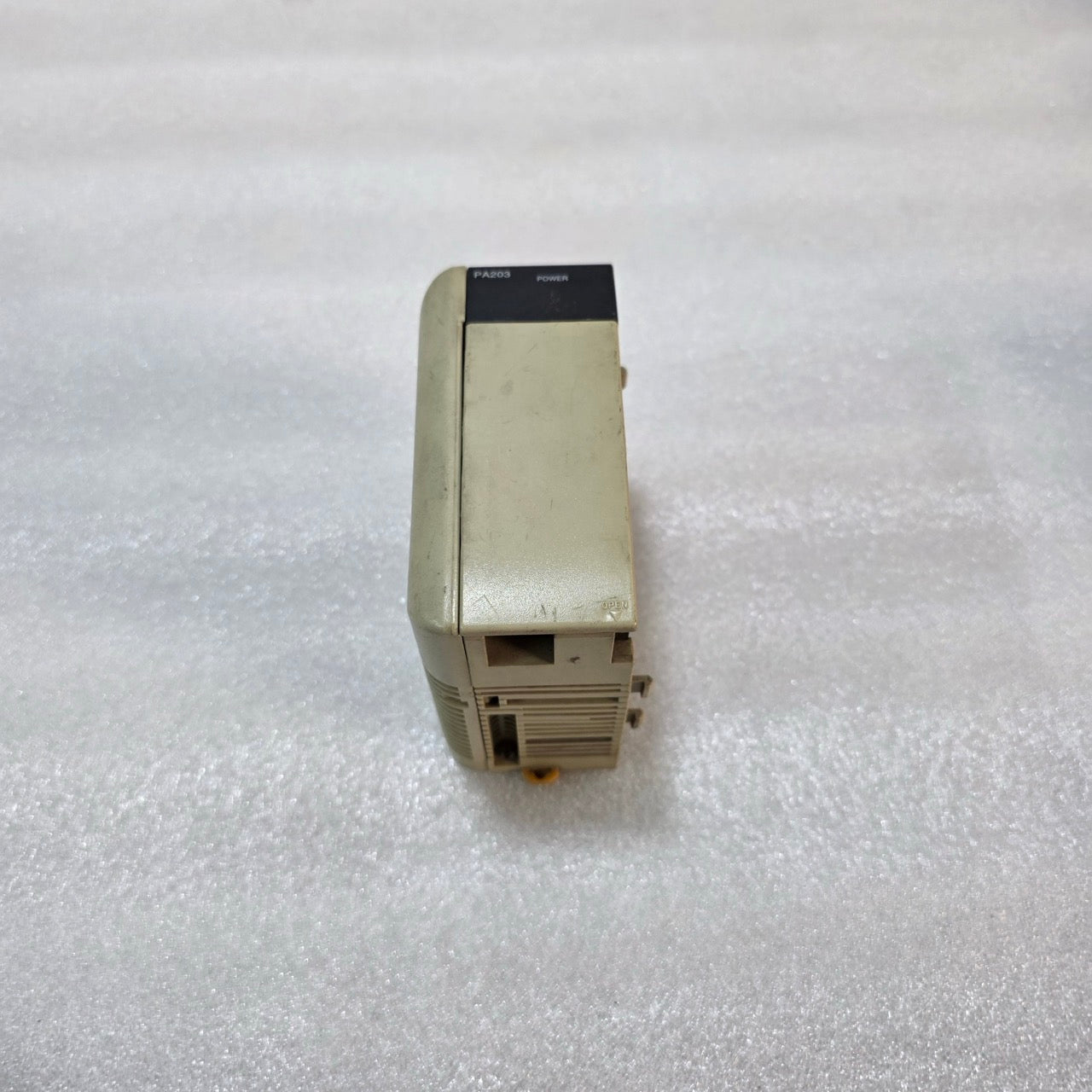 OMRON CQM1-PA203 PLC POWER SUPPLY UNIT