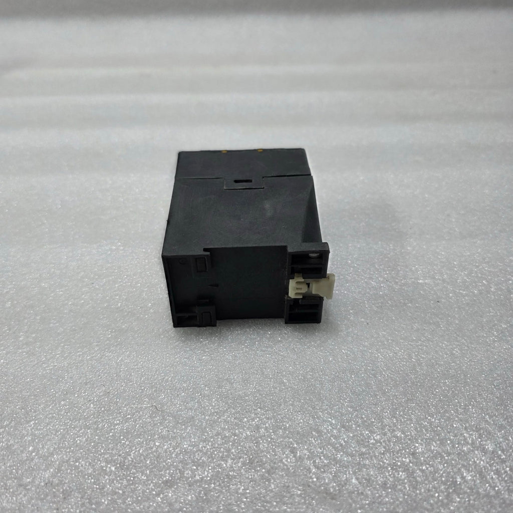 ALSTOM RQT 0001 096 INDUSTRIAL CONTROL / PROTECTION RELAY MODULE 110 V AC / DC