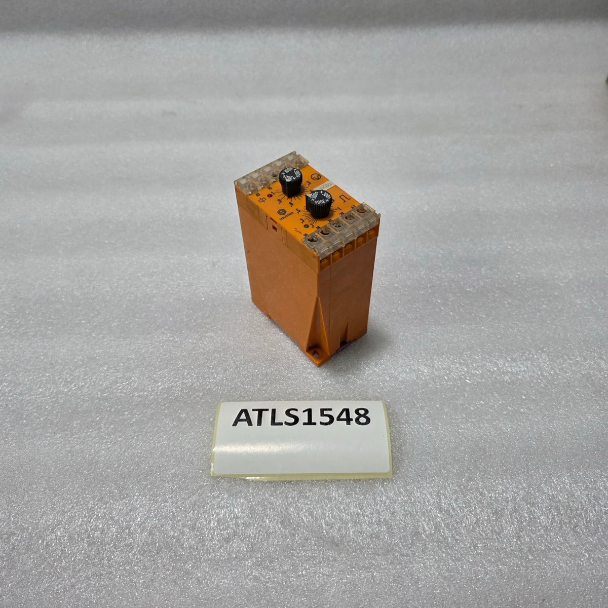 SCHLEICHER SPT52 TIME DELAY RELAY 110–127 VAC 11307542